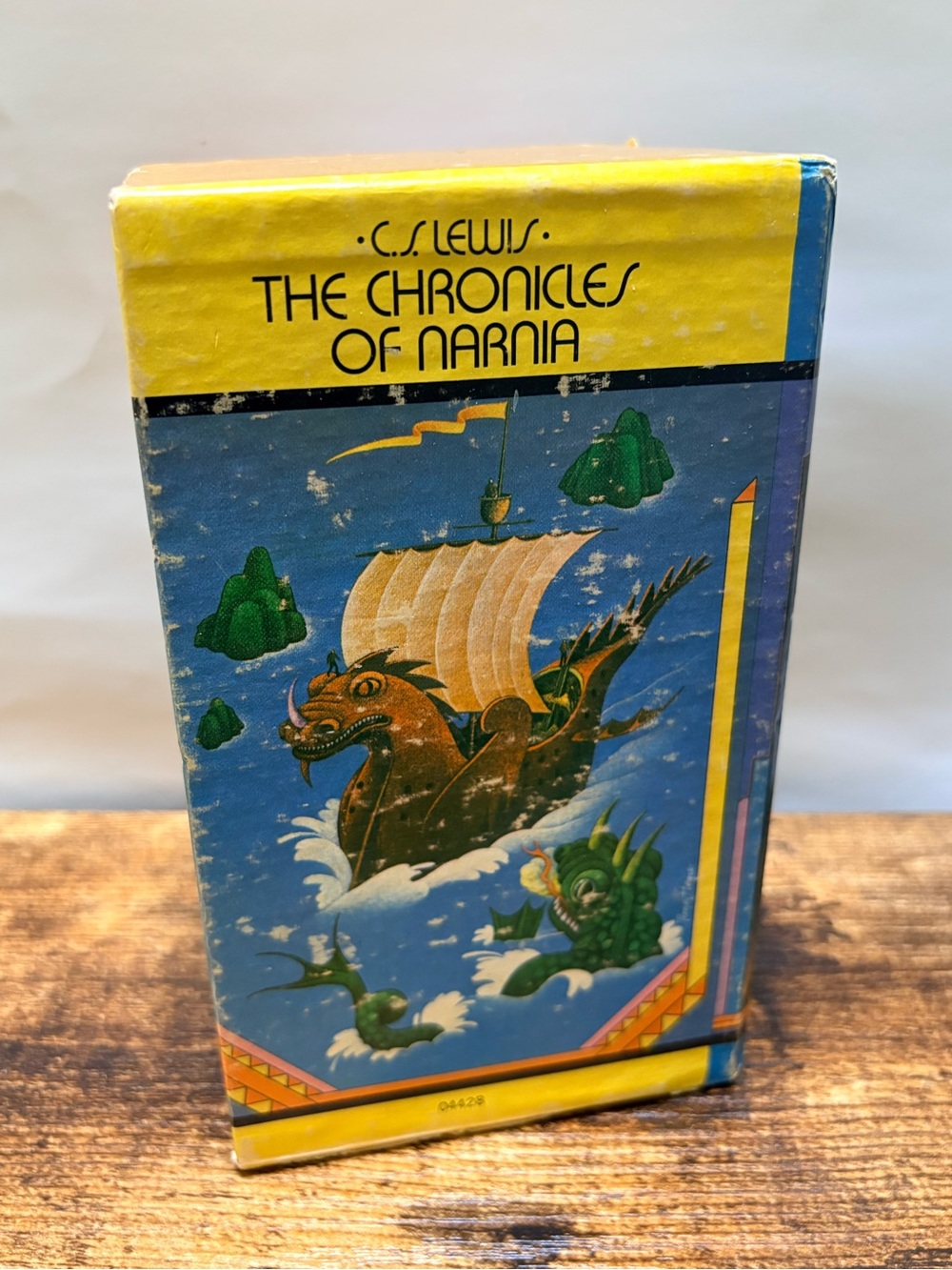 C.S. Lewis | VTG 1970s The Chronicles of Narnia Complete Illustrated Boxed Set